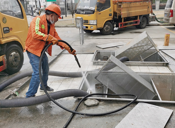 库伦隔油池清理